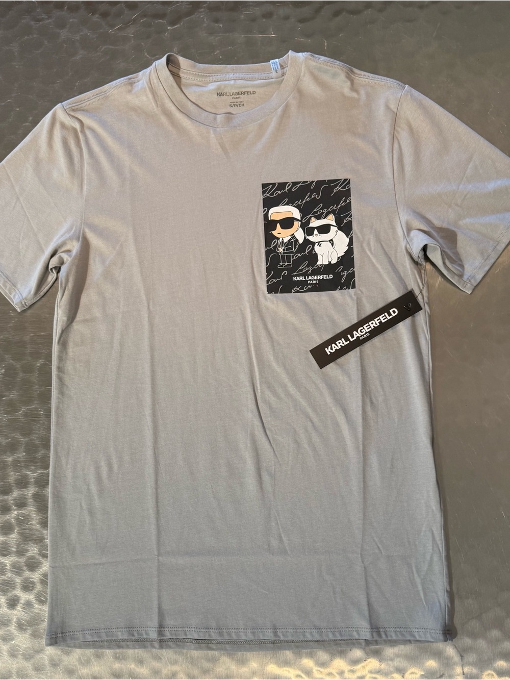 NWT Karl Lagerfeld Paris Men’s Karl & Choupette Pocket Tee – Size S